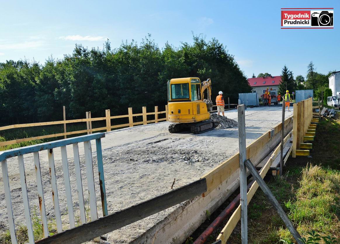 Trwa modernizacja mostu w Skrzypcu