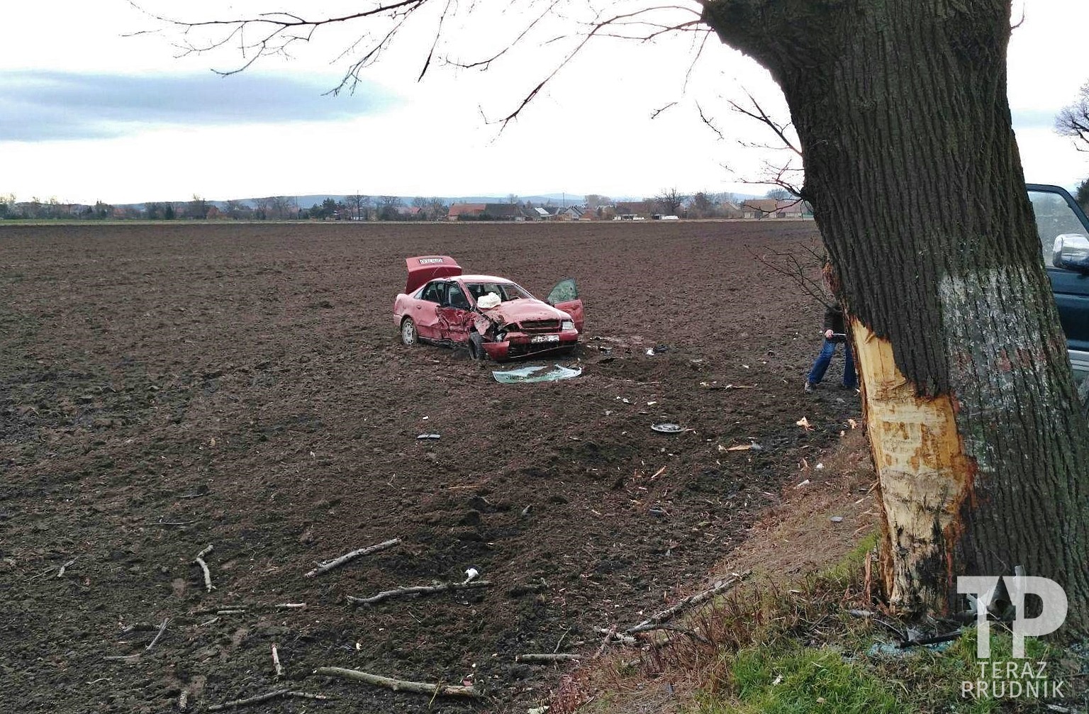 Policja ostrzega: Może wiać nawet do 100 km/h – uważajcie na drogach!