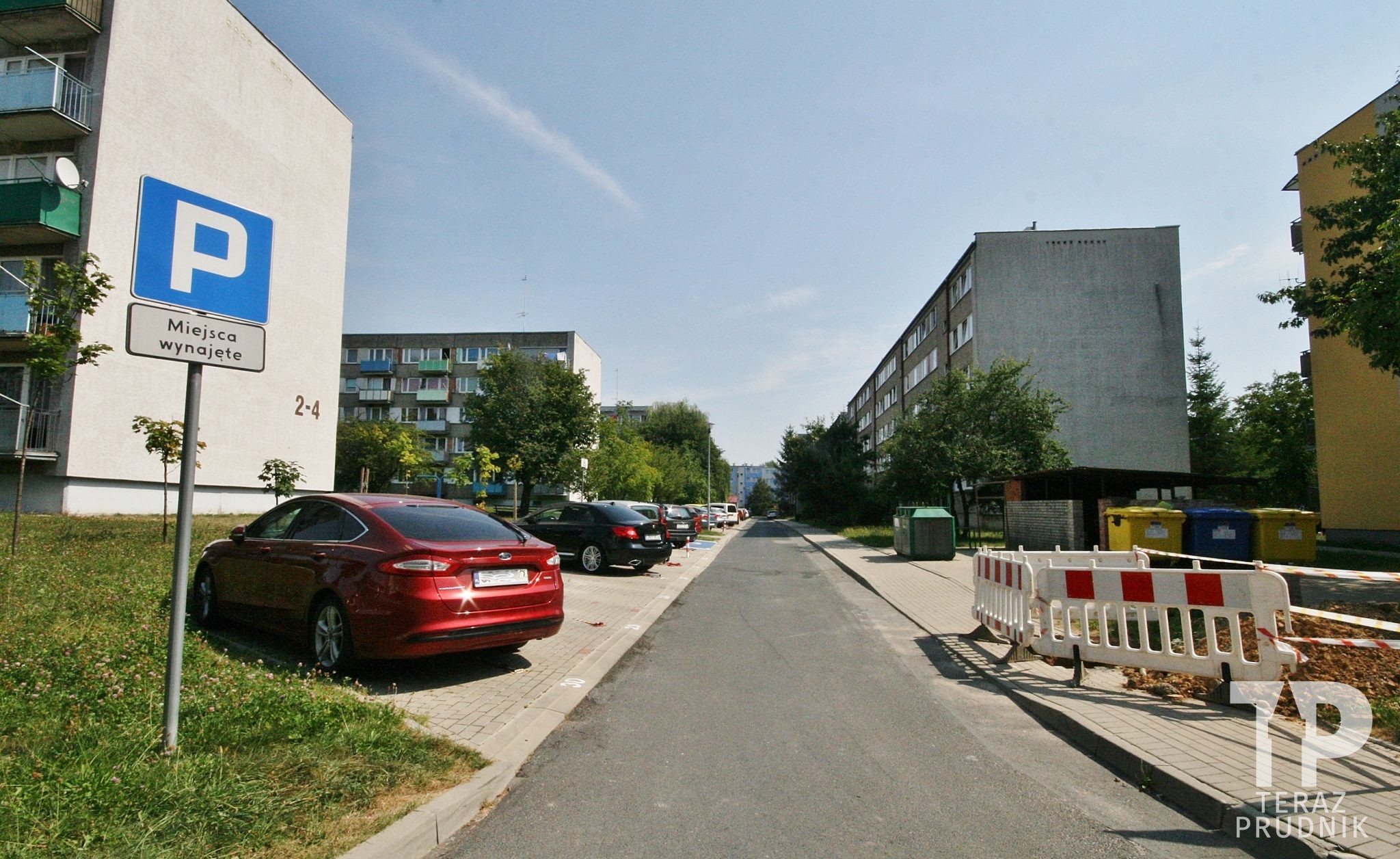 Ulica Norberta Bończyka: W środku osiedla