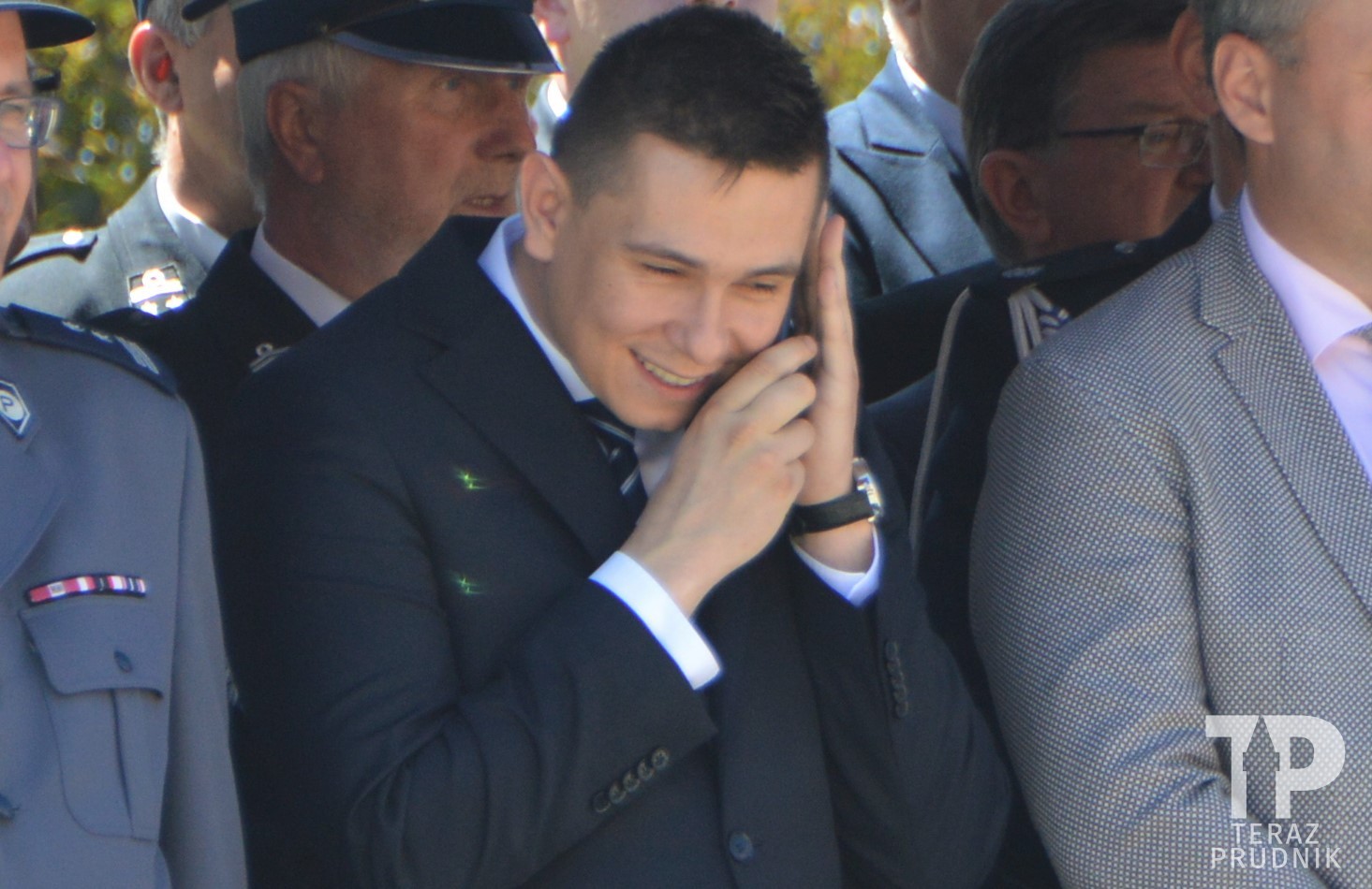Deszcz pieniędzy. Burmistrz zarobi o ponad 6 tysięcy więcej