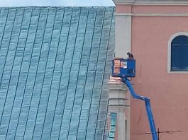 Miedziana blacha wróciła na dach kościoła