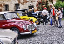 RozkoOldCars przy Pałacu Rozkochów i 75 lat „bulików”