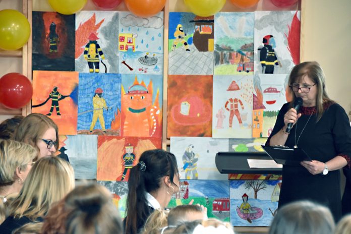 Szkoła w Jarnołtówku pod patronatem strażaków